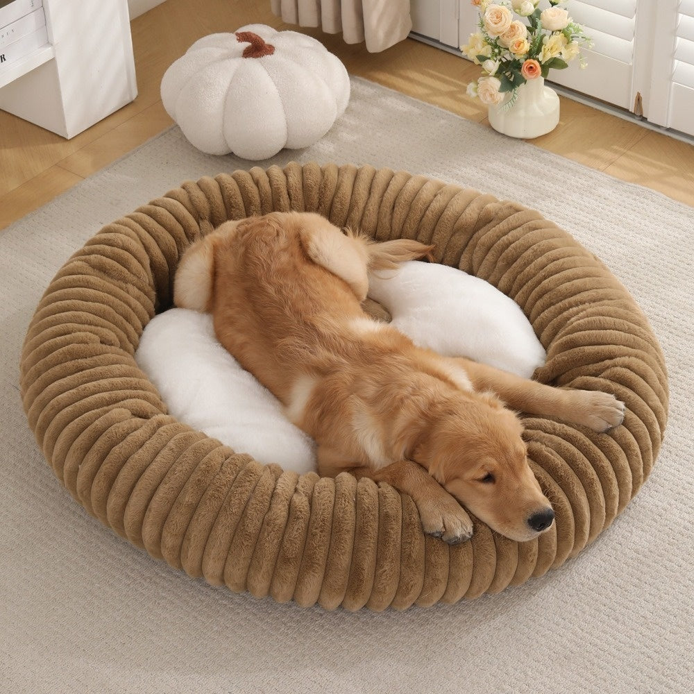 Discover the Comfort of Our Round Soft and Comfortable Striped Plush Pet Mat